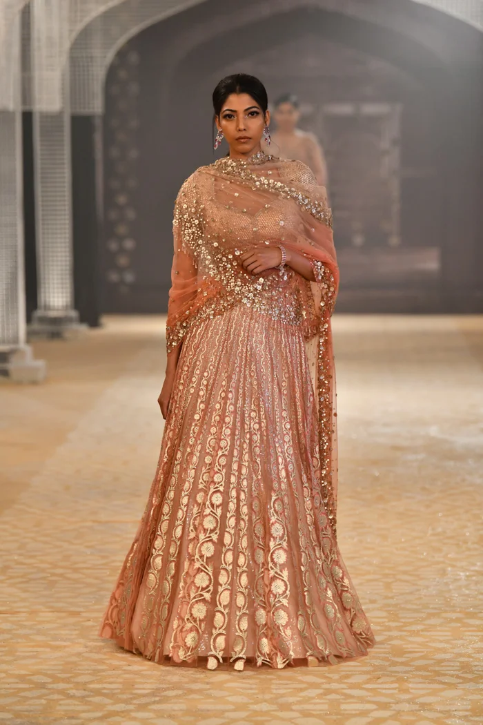 TT03AW18 (5)