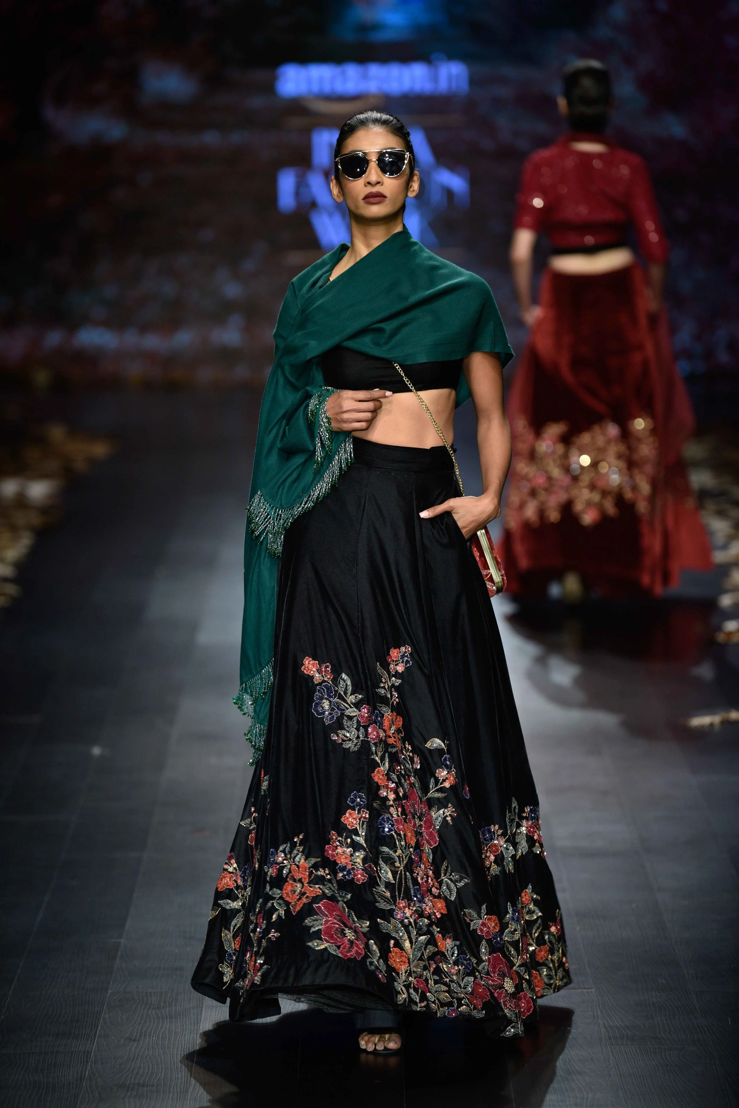 SB03AW18 (3)