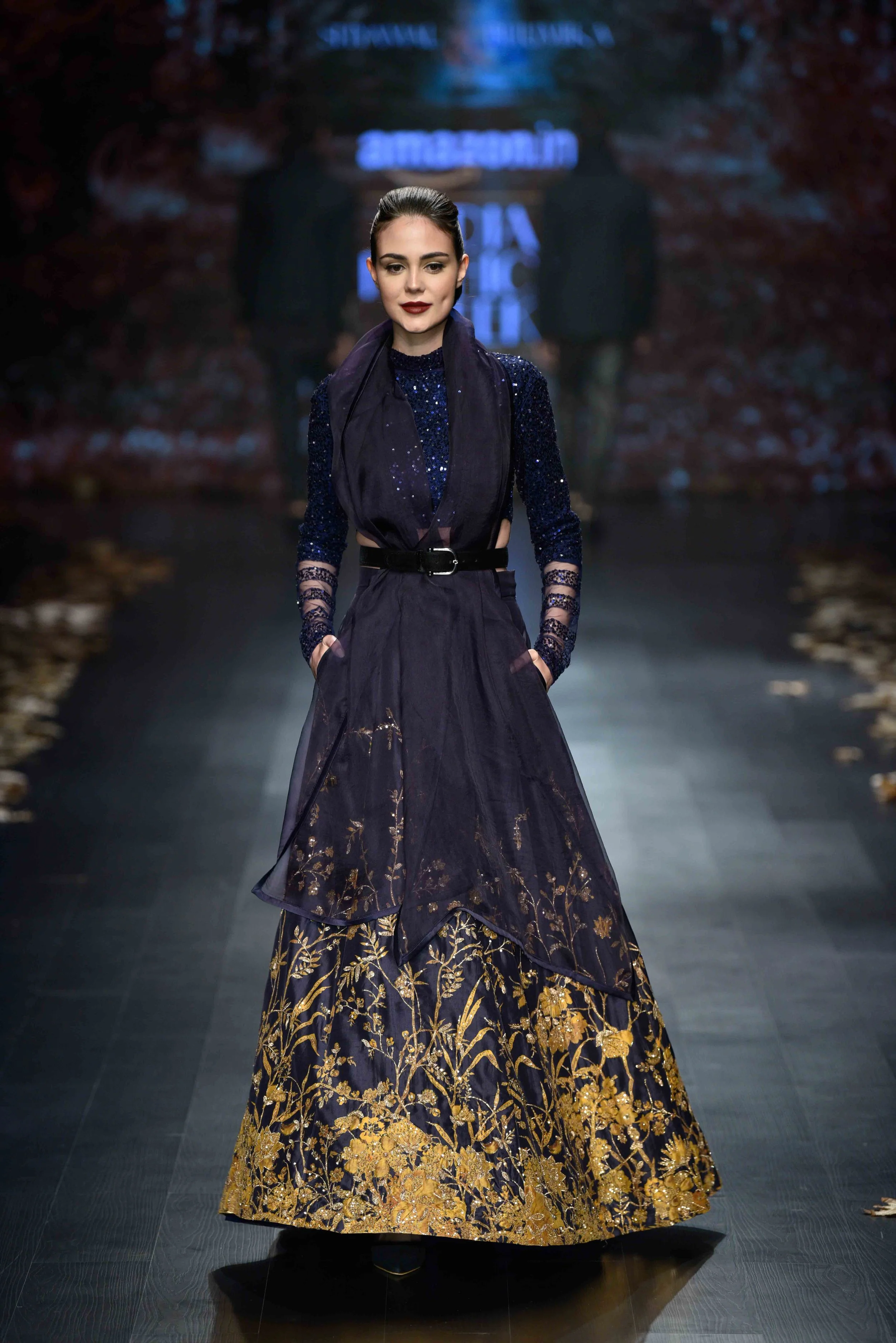 SB03AW18 (4)