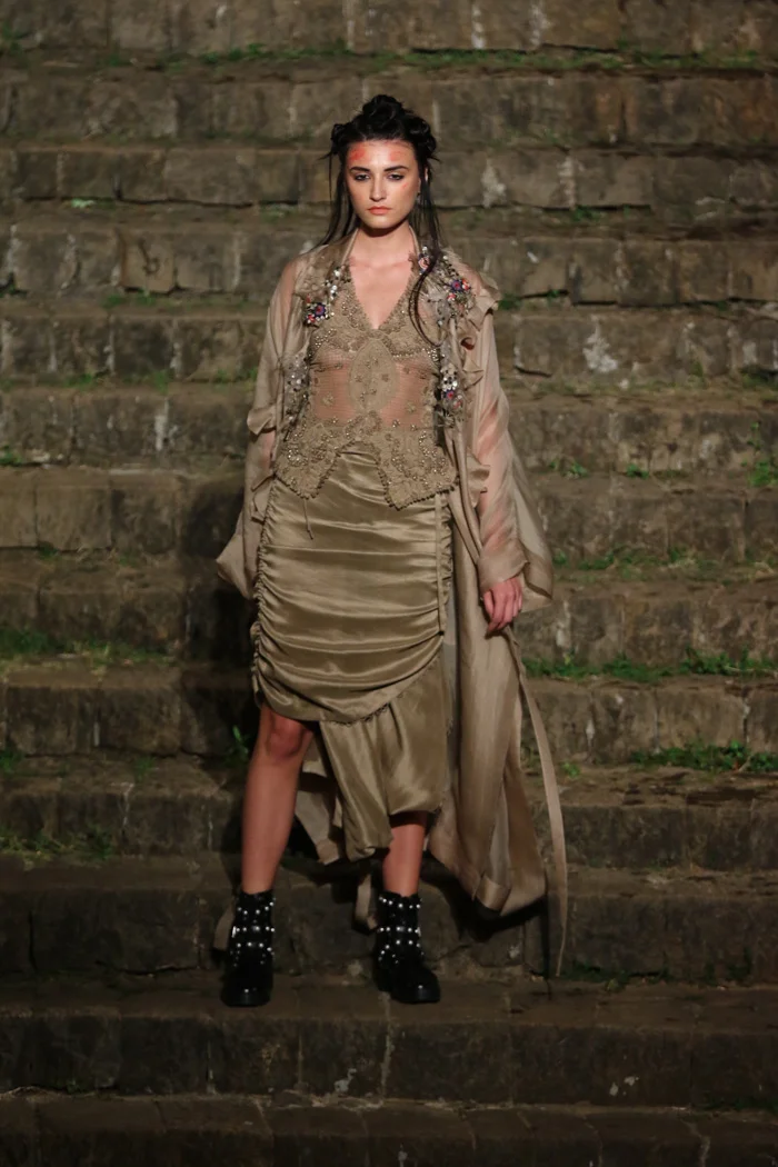 AK02SS18 (2)