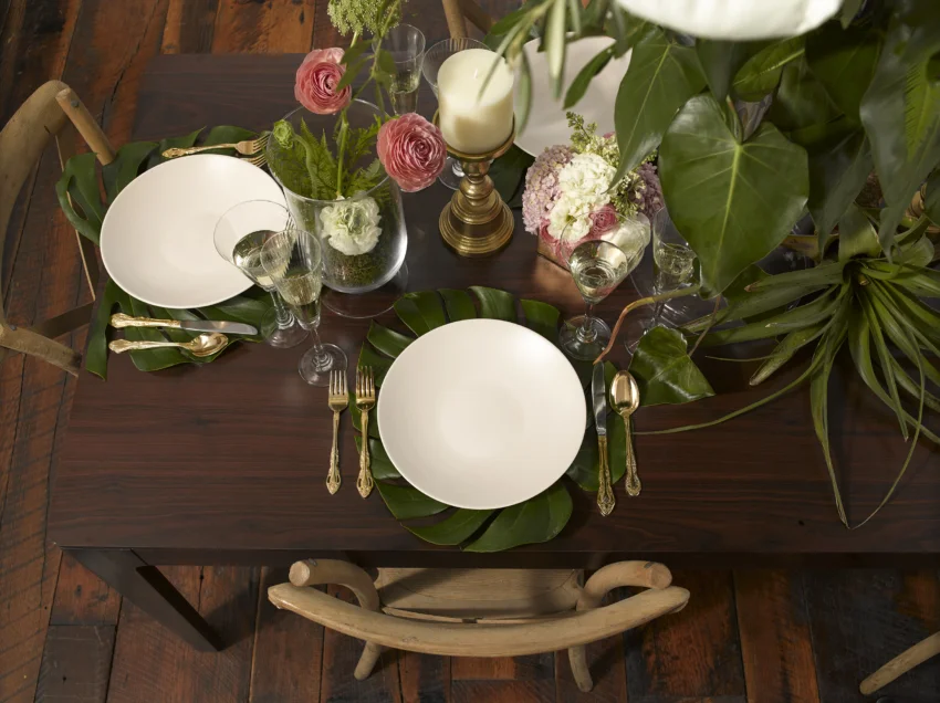 Fashionable Hostess Feature: Dinner Party Spotlight