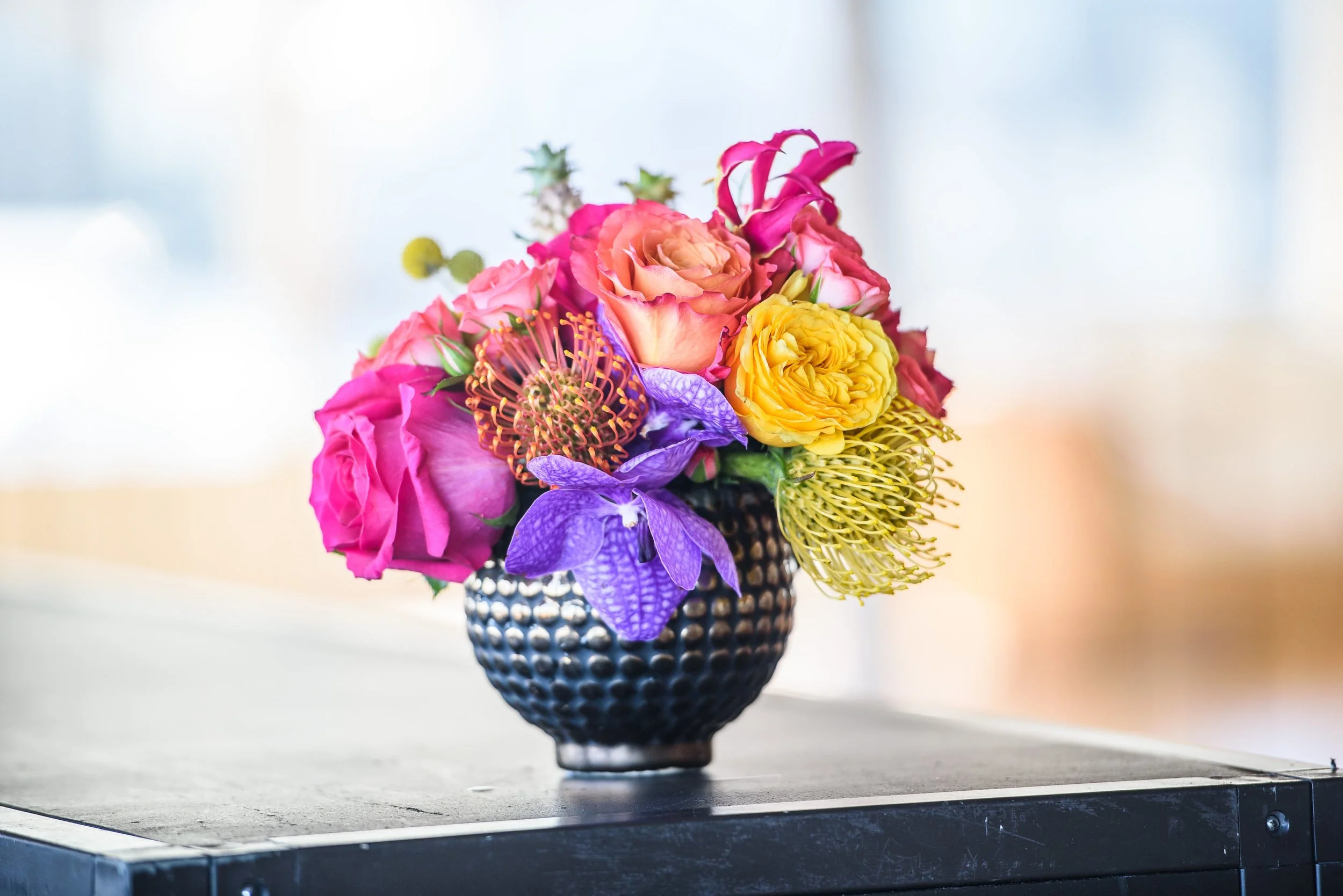 3a1c6-boldsummerflowerarrangement-bfloralboldsummerflowerarrangement-bfloral.jpg