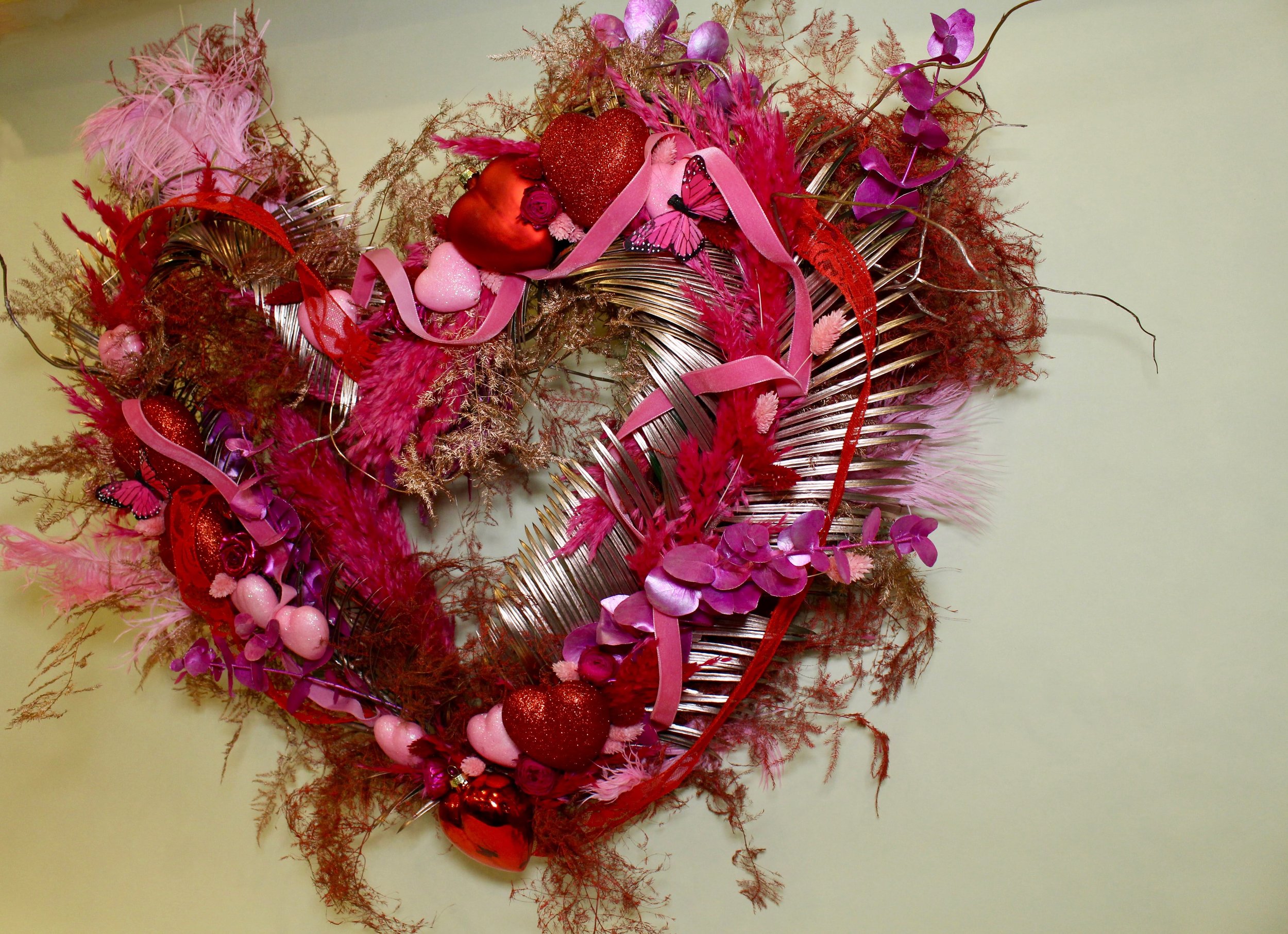 Copy of VALENTINE'S DAY WREATHS - B FLORAL