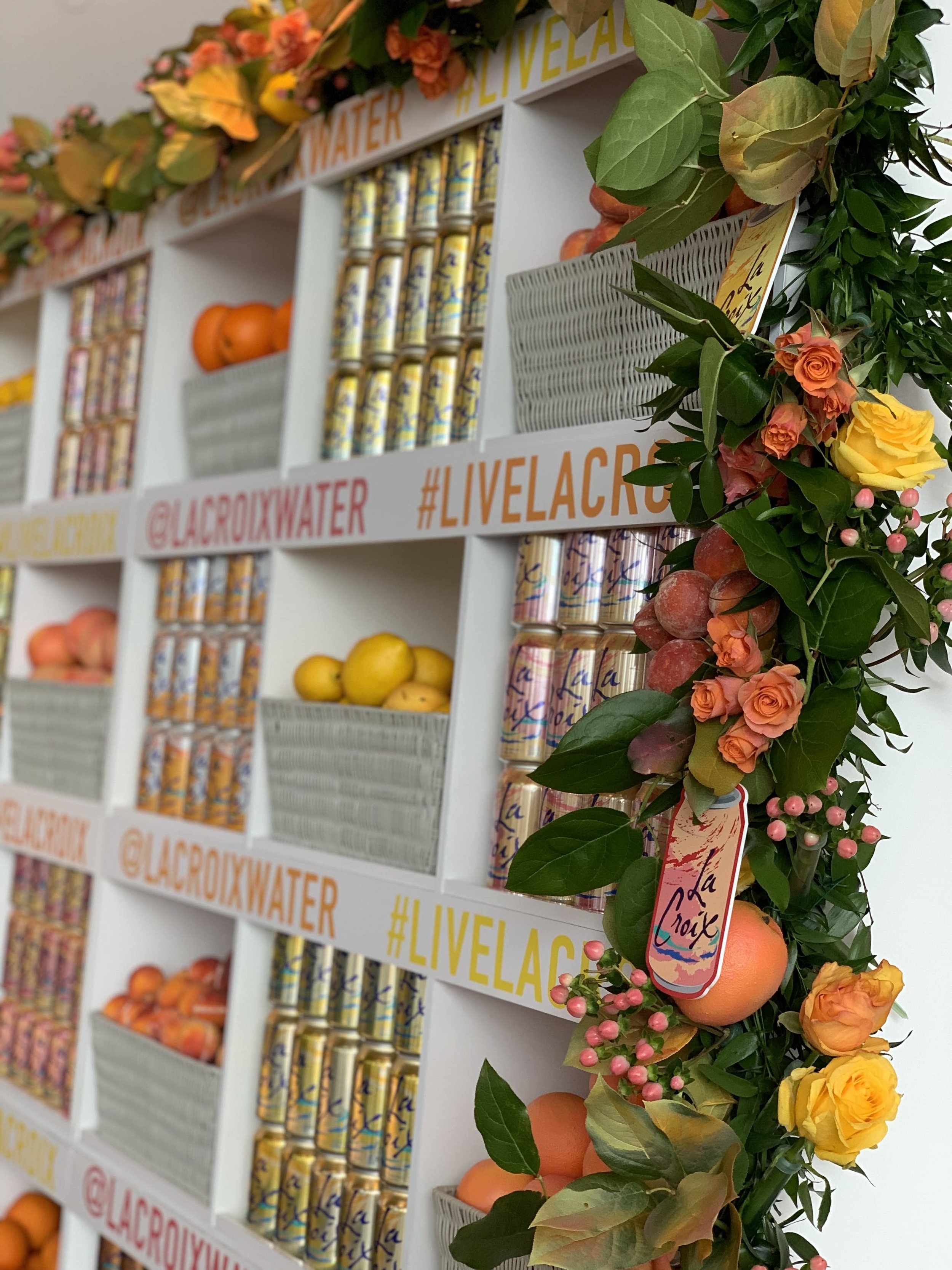 LACROIX - USA TODAY FOOD AND WINE EXPERIENCE - CHICAGO - B FLORAL