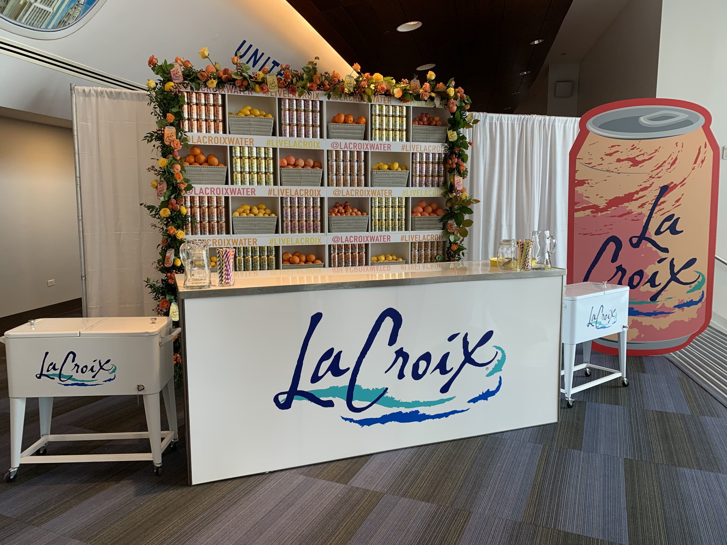 LACROIX - USA TODAY FOOD AND WINE EXPERIENCE - CHICAGO - B FLORAL
