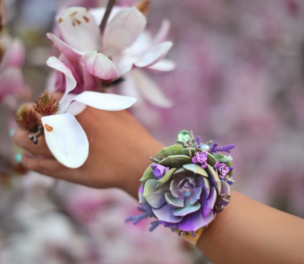 Flower Cuff - B Floral Style