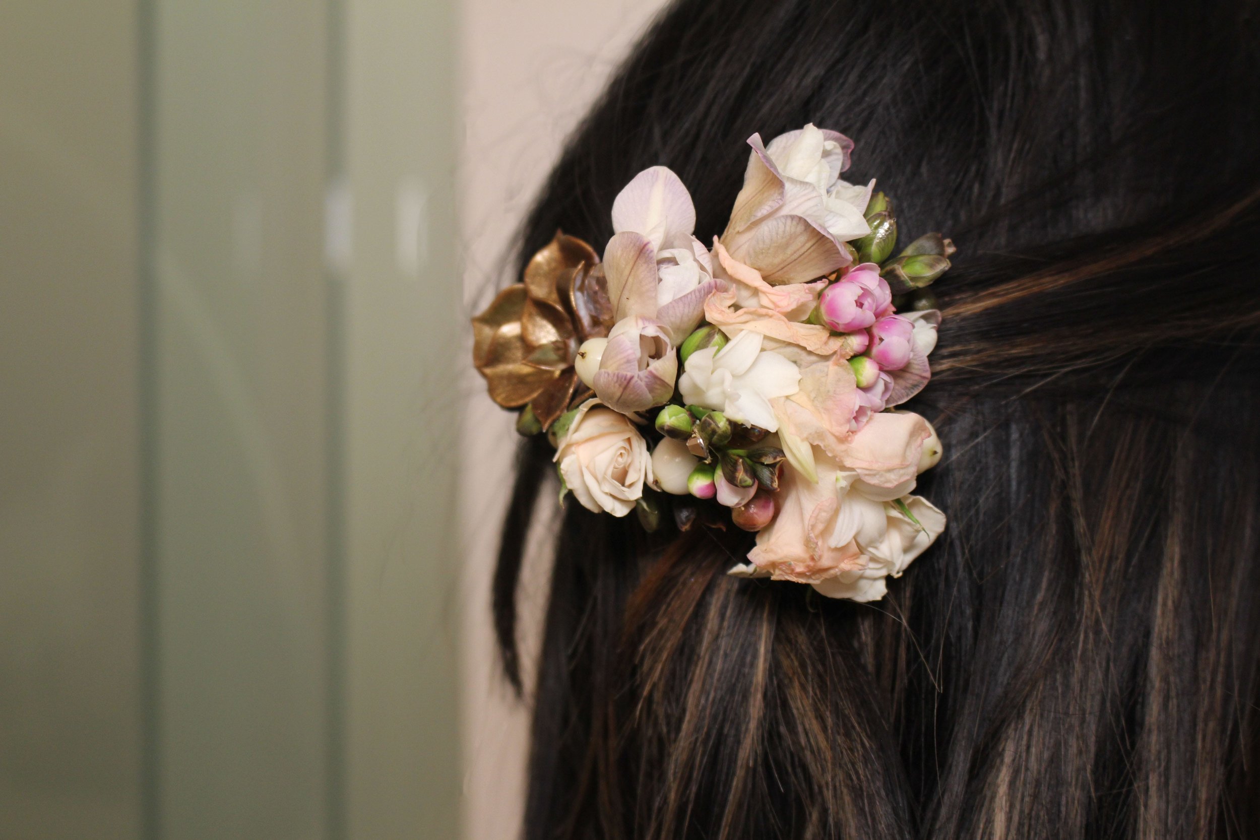 FLORAL ACCESSORIES - PRESS PREVIEW - B FLORAL