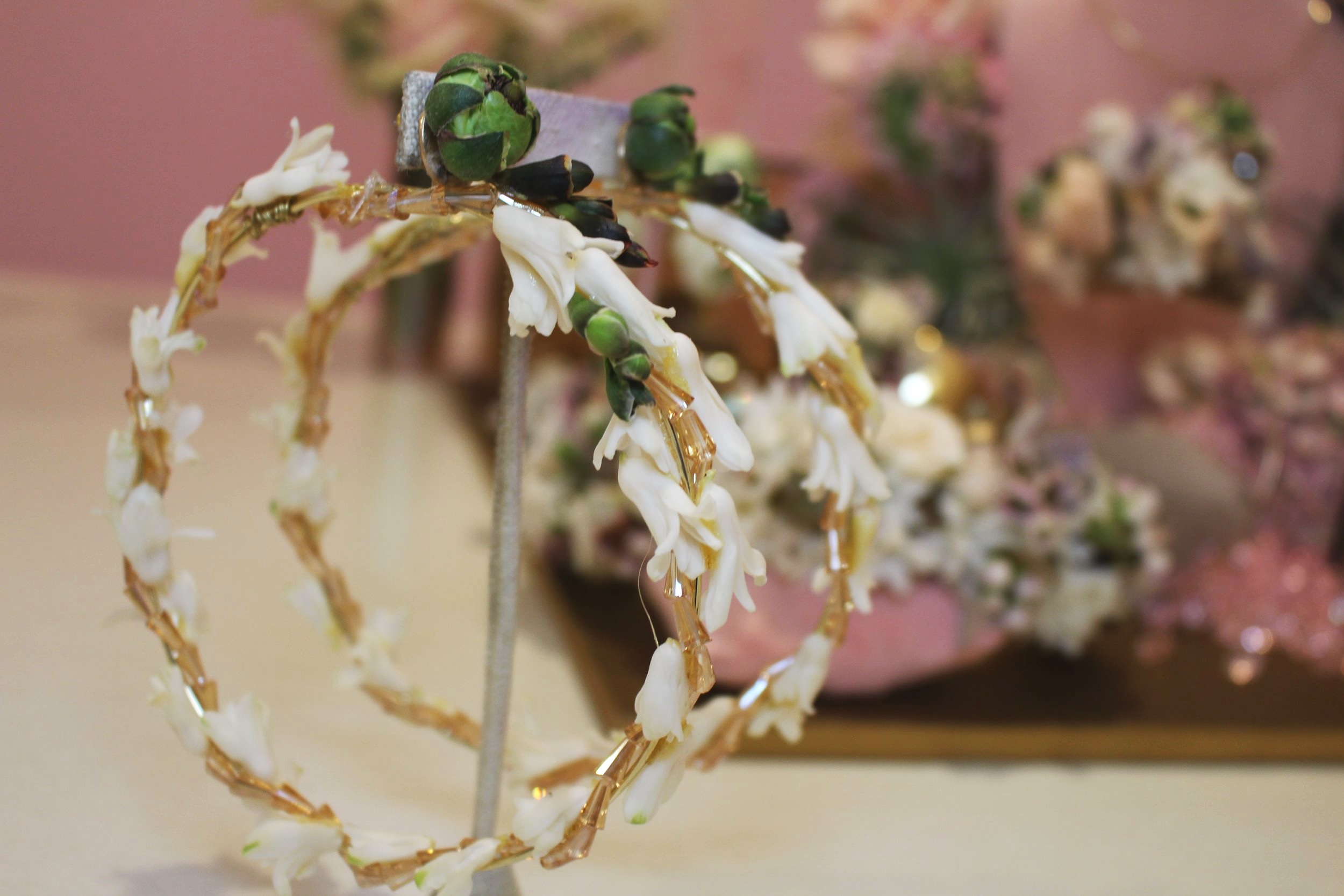 FLORAL ACCESSORIES - PRESS PREVIEW - B FLORAL