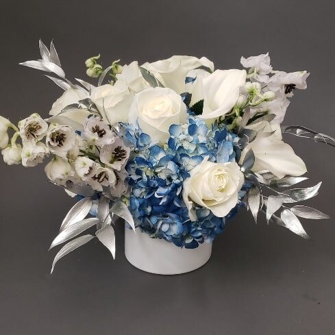 white-blue-arrangement.jpg