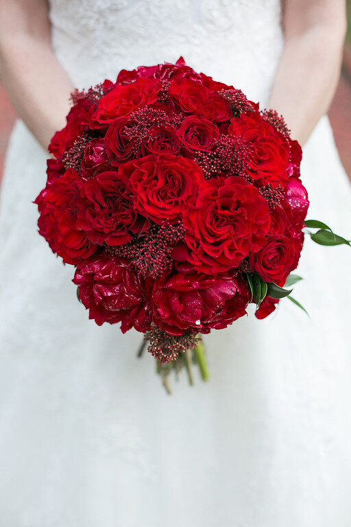 red round bridal bouquet.jpg