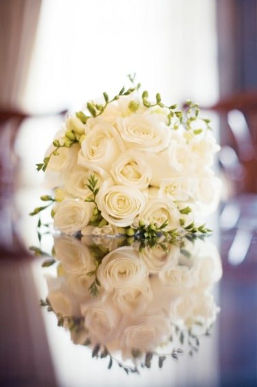 white+brideal+bouquet.jpg