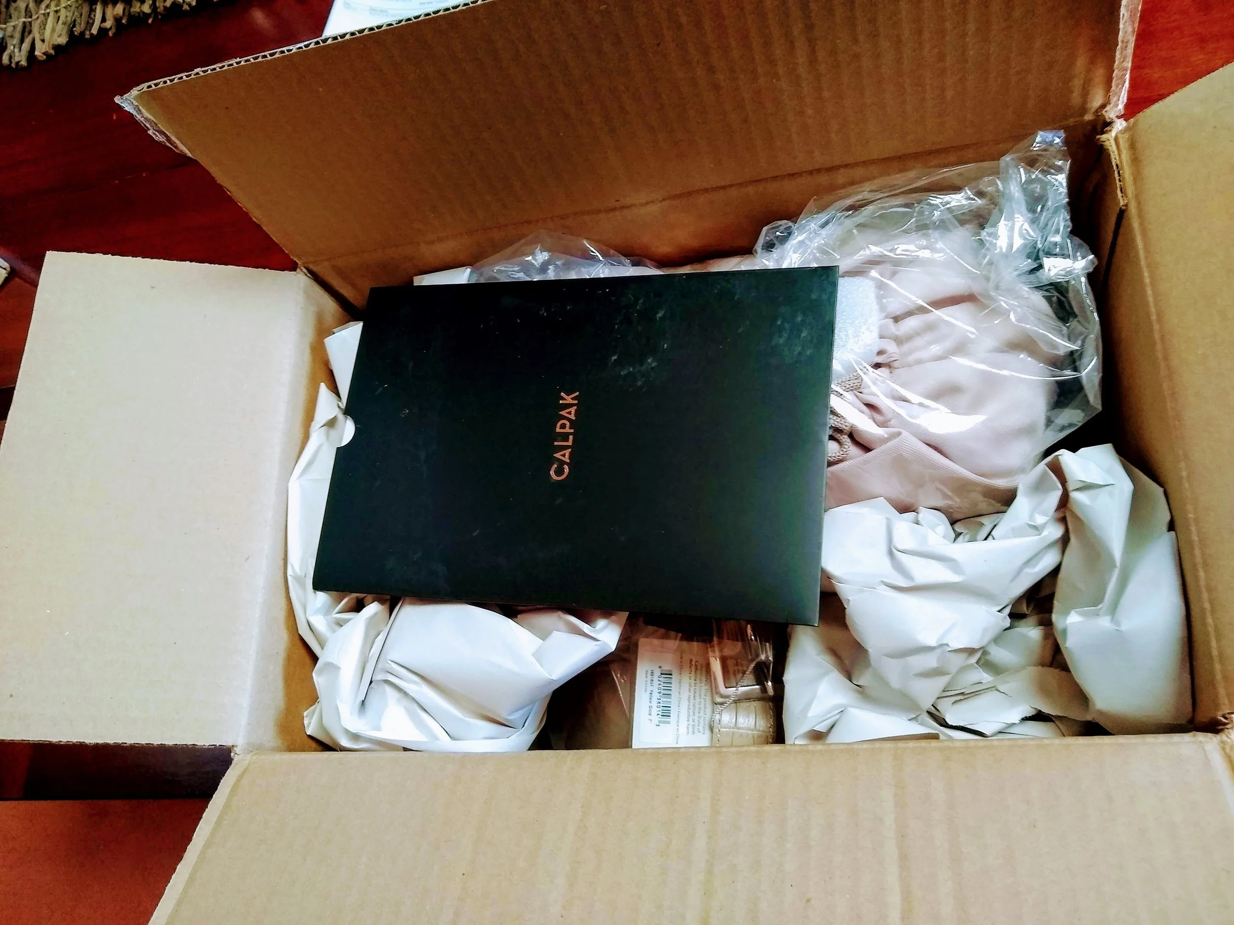 Calpak-Unbox1.jpg