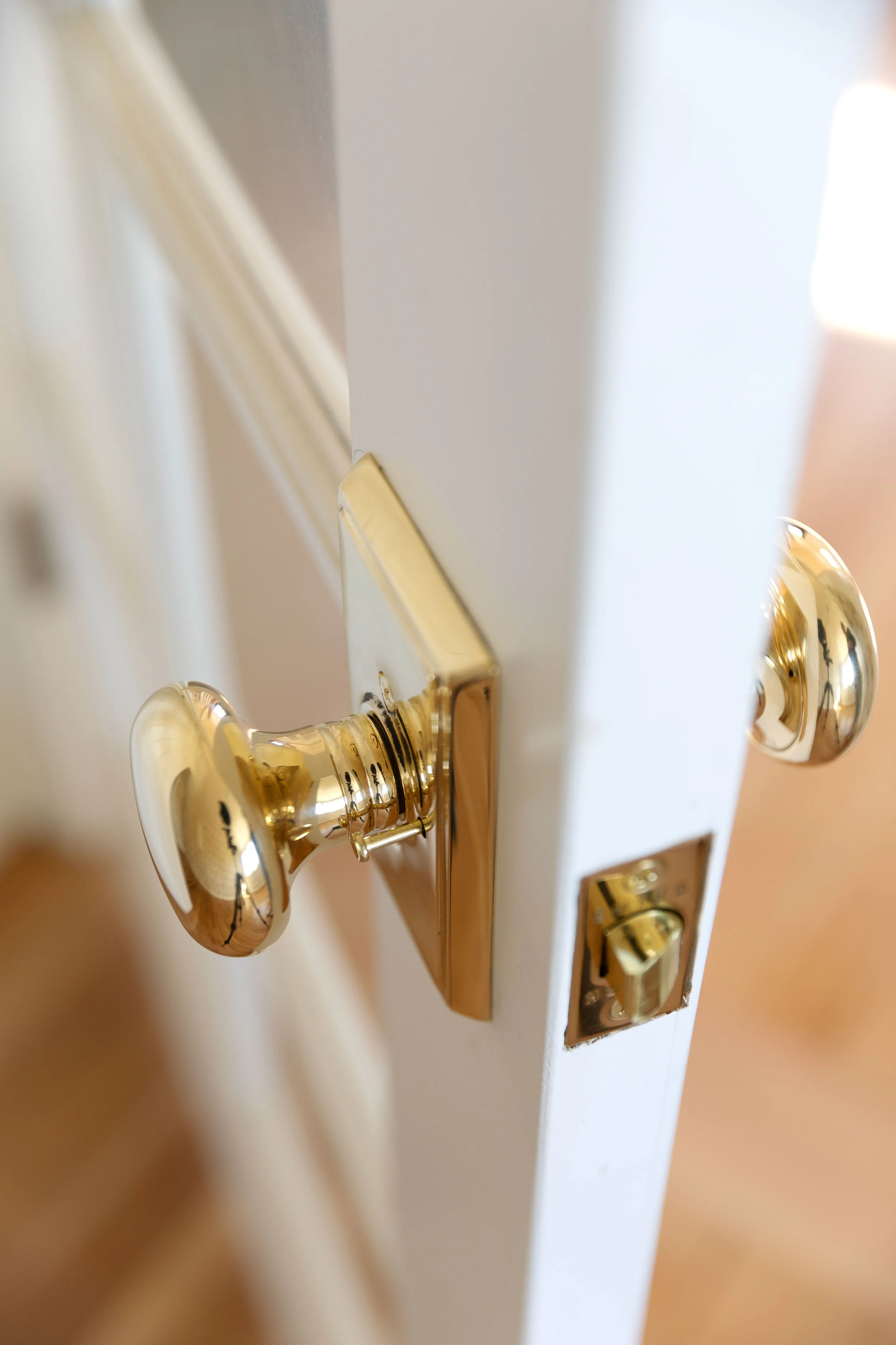 We Found the Prettiest Unlaquered brass Door Knobs! — The Grit and Polish