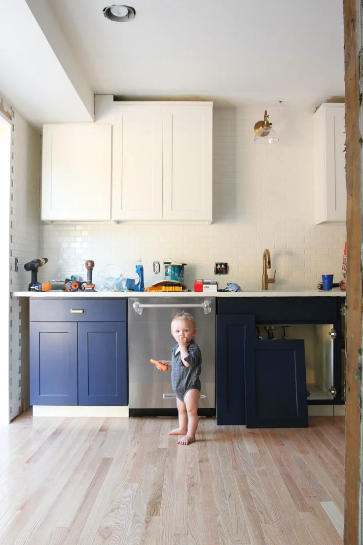 6 Day Kitchen Reno // Construction