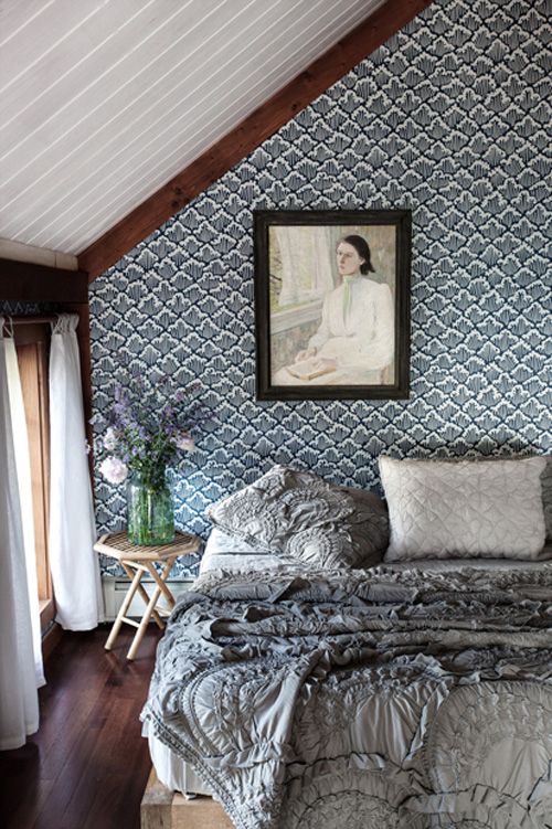 Porch House // Powder Bath Design