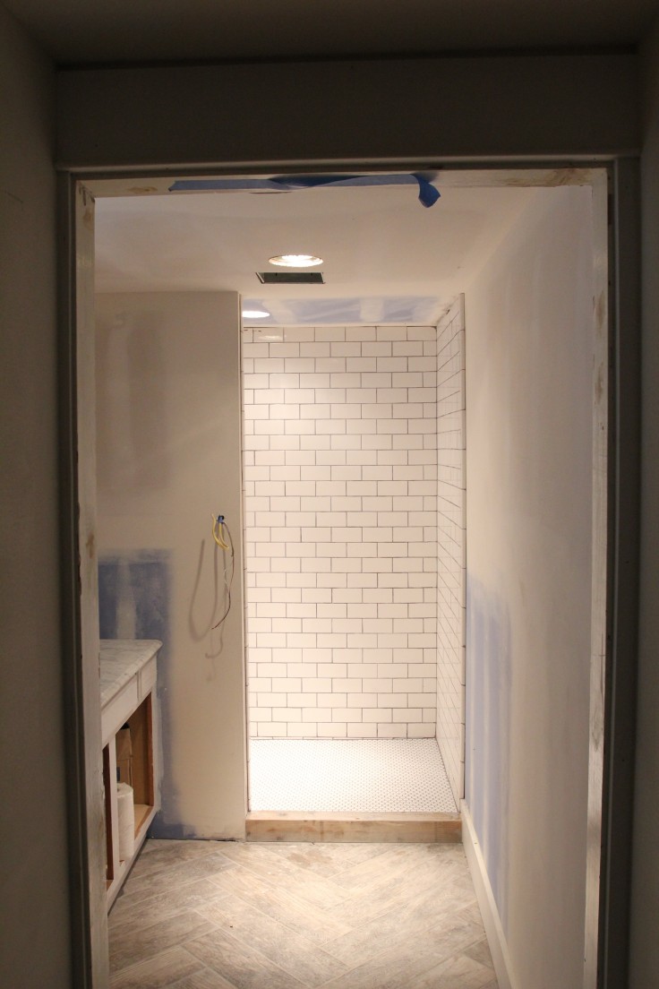 Basement Shower: It's Tiled!