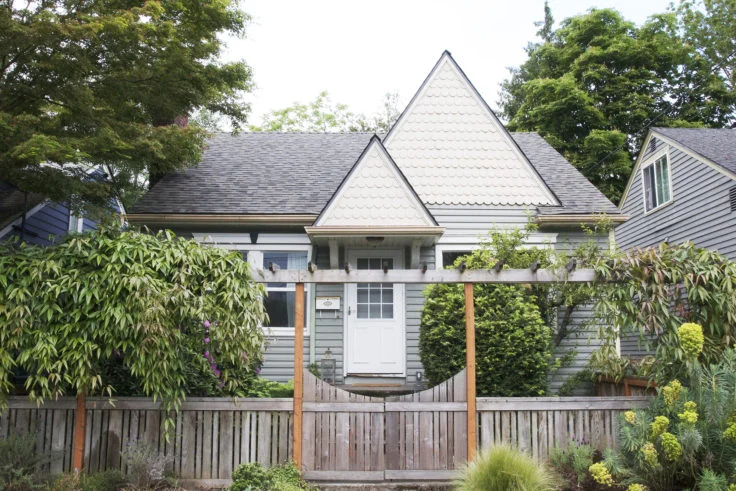 Ravenna House // Tips for Saving Money On a New Roof (We Saved $5k on ours!)