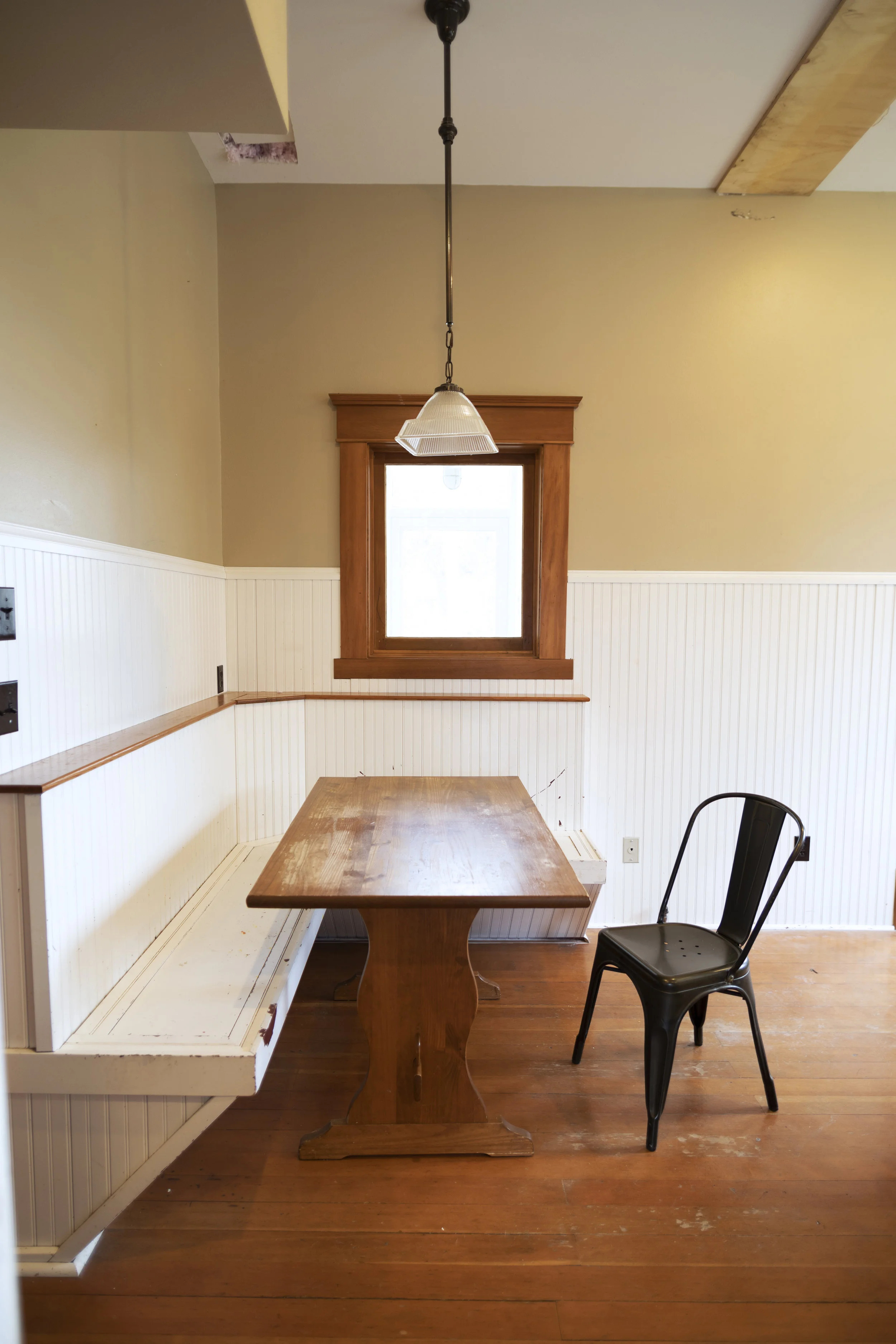 The Grit and Polish - Farmhouse Banquette 04-2019.jpg