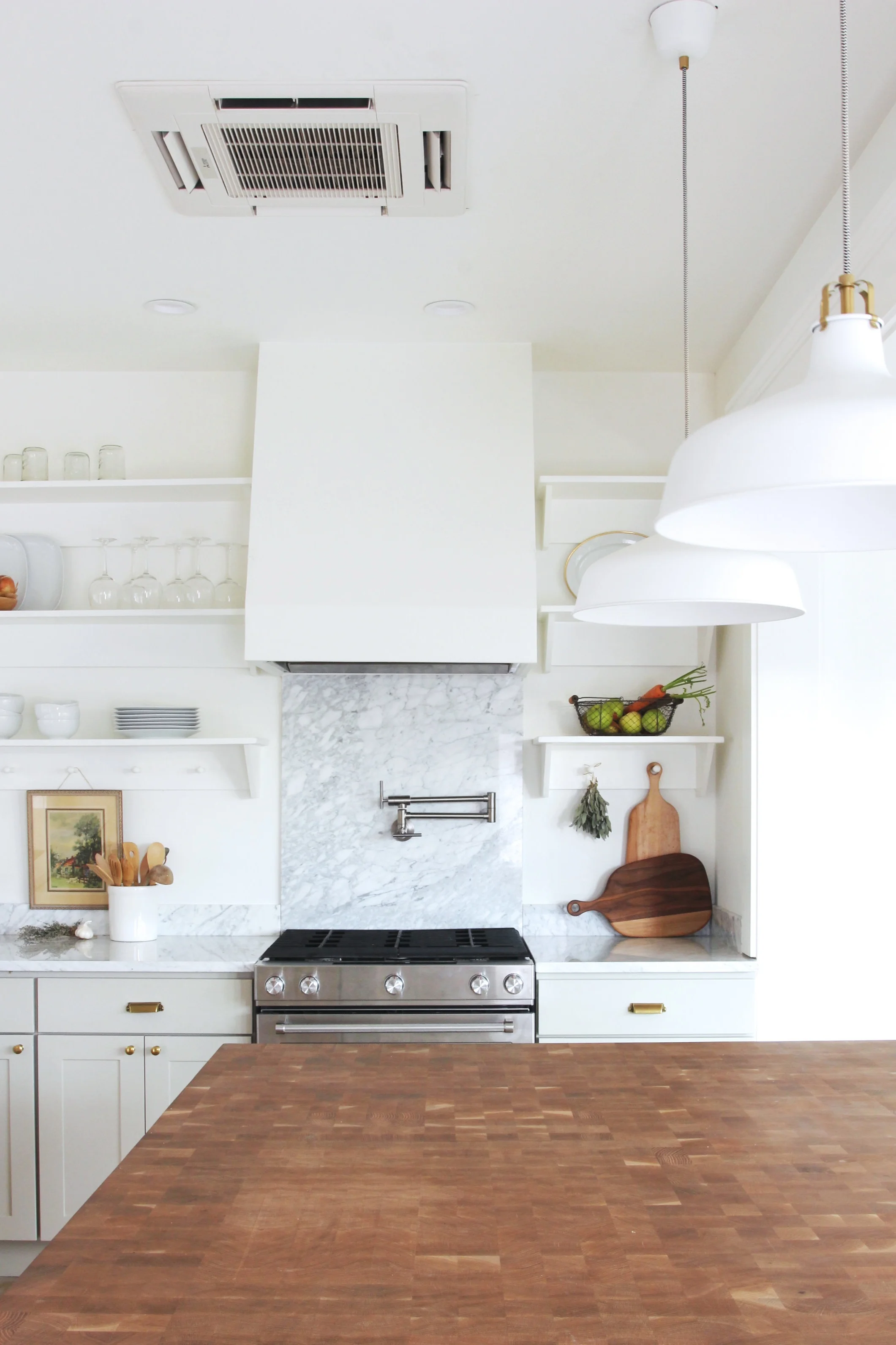 The+Grit+and+Polish+-+Porch+Kitchen+Butcher+Block+%2B+Lights.jpg