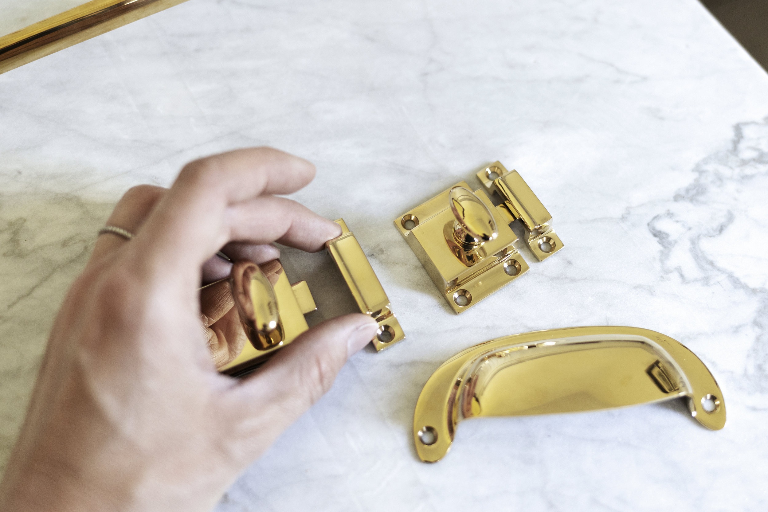 Unlacquered Brass Finish - Maison de Pax