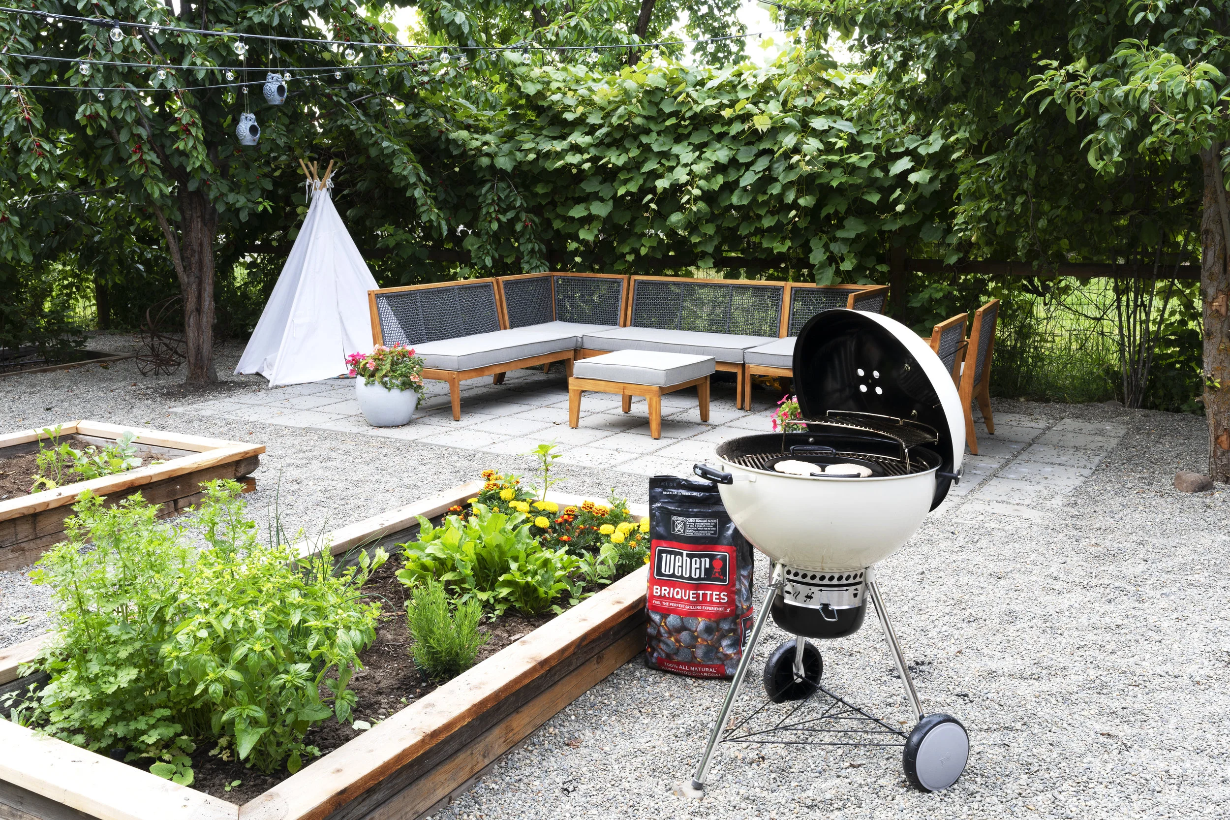 The Grit and Polish - Farmhouse Garden Weber Master Touch Pancakes 5.jpg