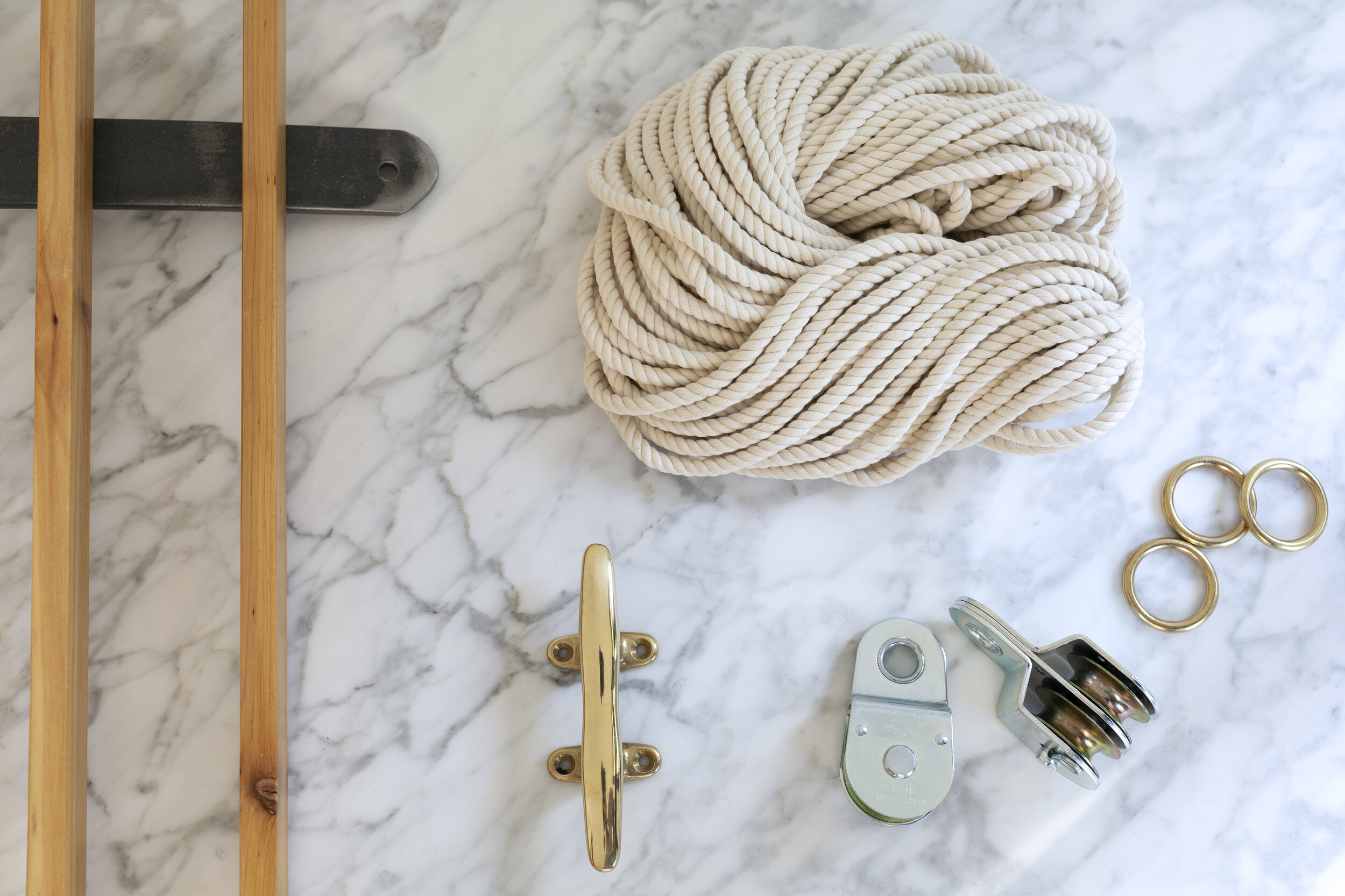 How To Build A Hanging Laundry Rack