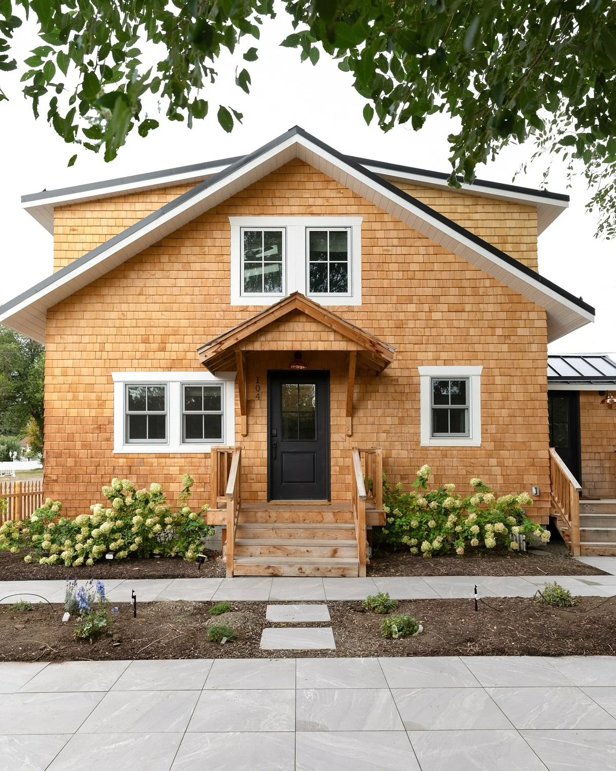 #thepoplarcottage cedar shake siding is finally finished!!! ✨

It took us three years to install these cedar shakes one at a time 😅 Along the way, we learned a few things: good craftsmanship takes time, weather waits for no one, and there&rsquo;s no
