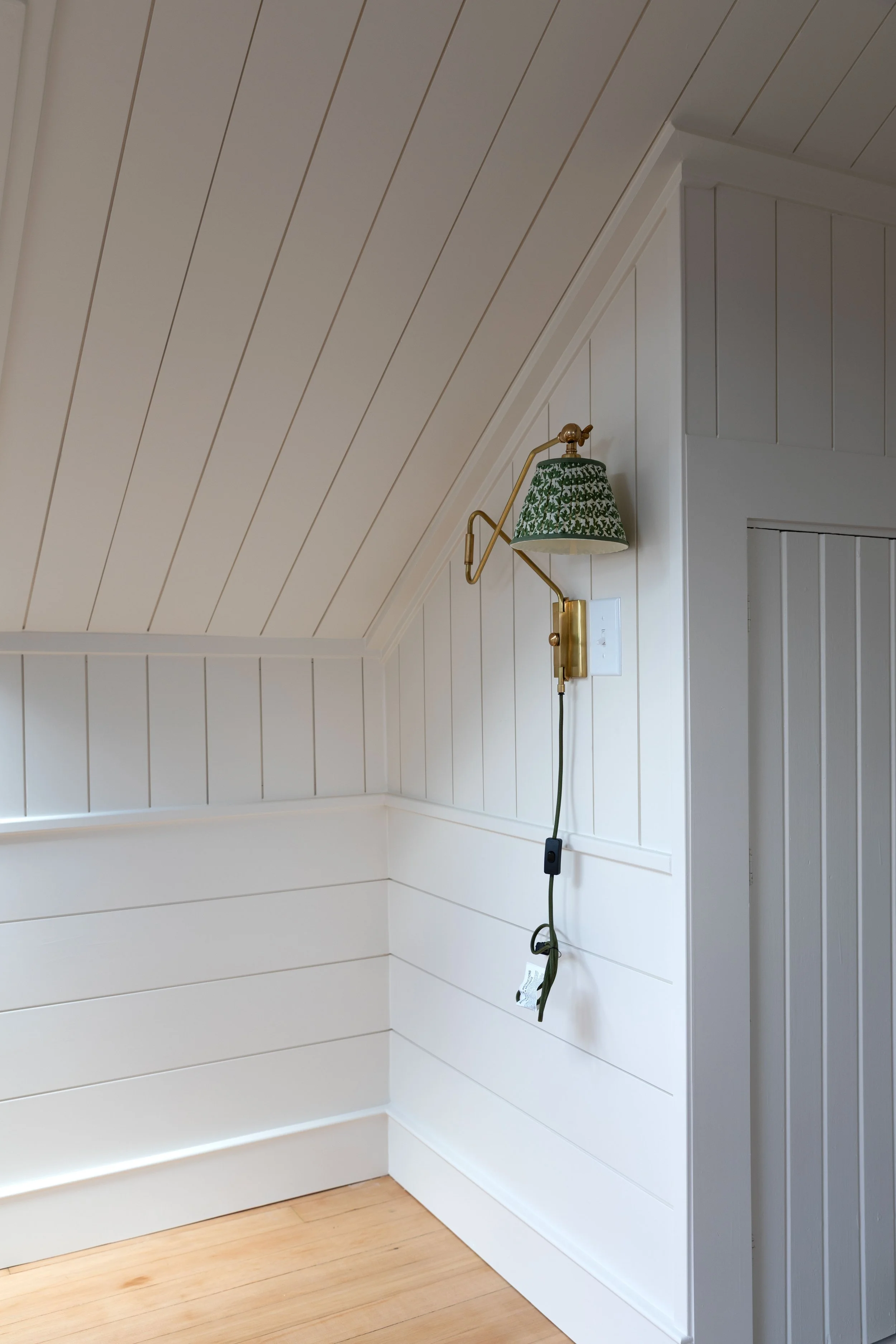 Happy Friday! The Perfect Sconce, Insulation, + a Fun Read