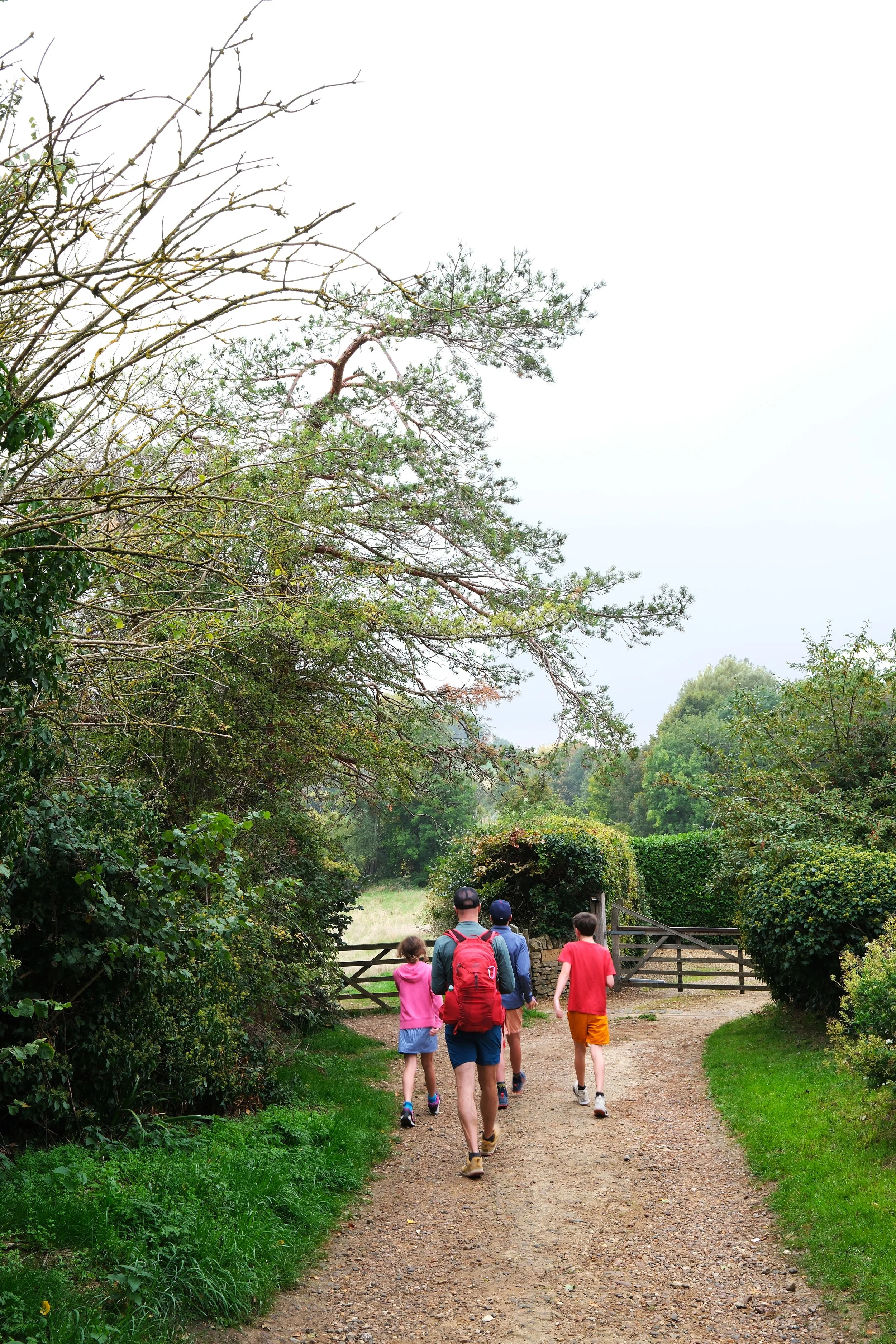 Hiking the Cotswold Way Trail with kids
