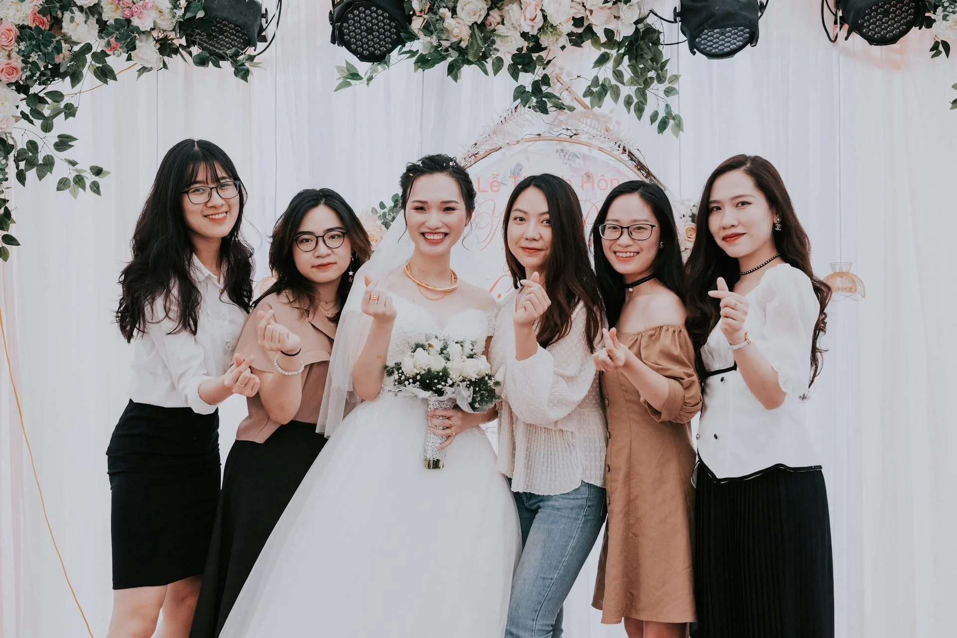 What Photobooth Rental Services Handle Behind the Scenes
