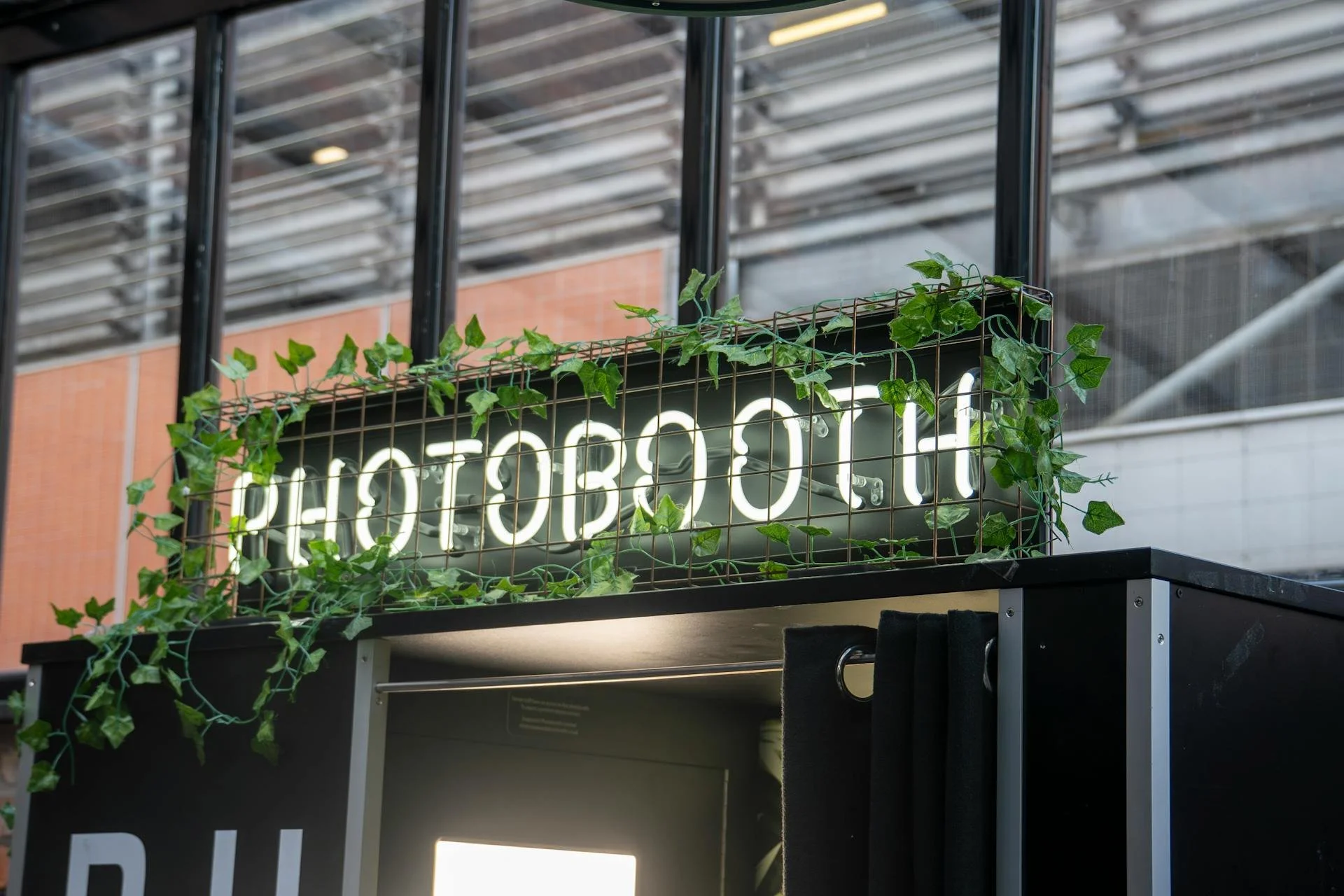What Photobooth Services to Expect at Summer Fairs