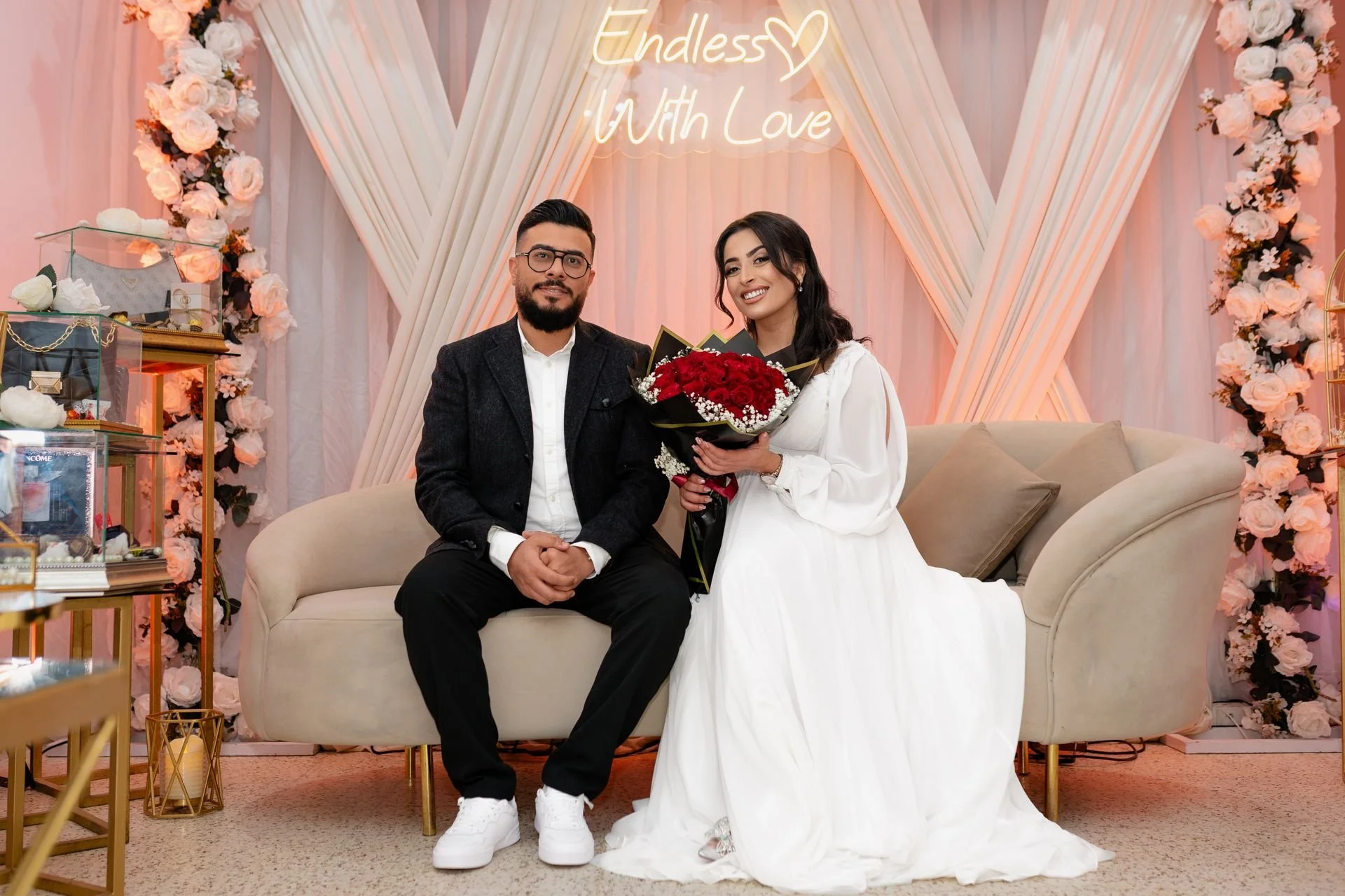 Wedding Photo Booth Rental Tips for Outdoor Philly Receptions
