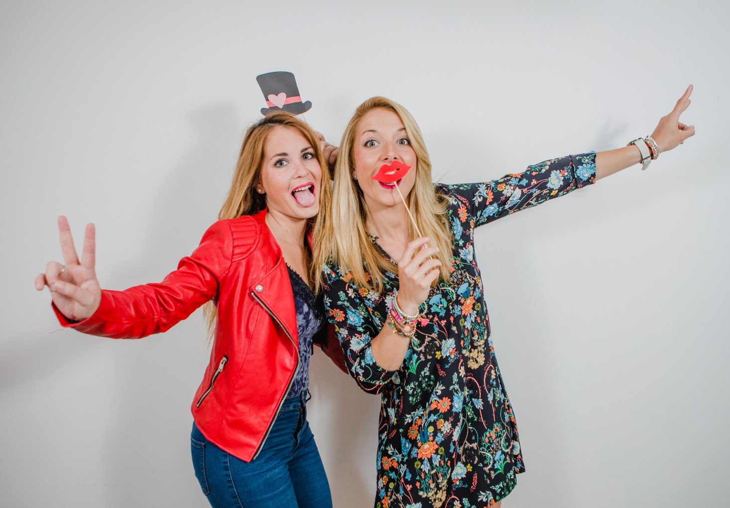 Finding the Best 360 Photobooth for Steamy July Nights