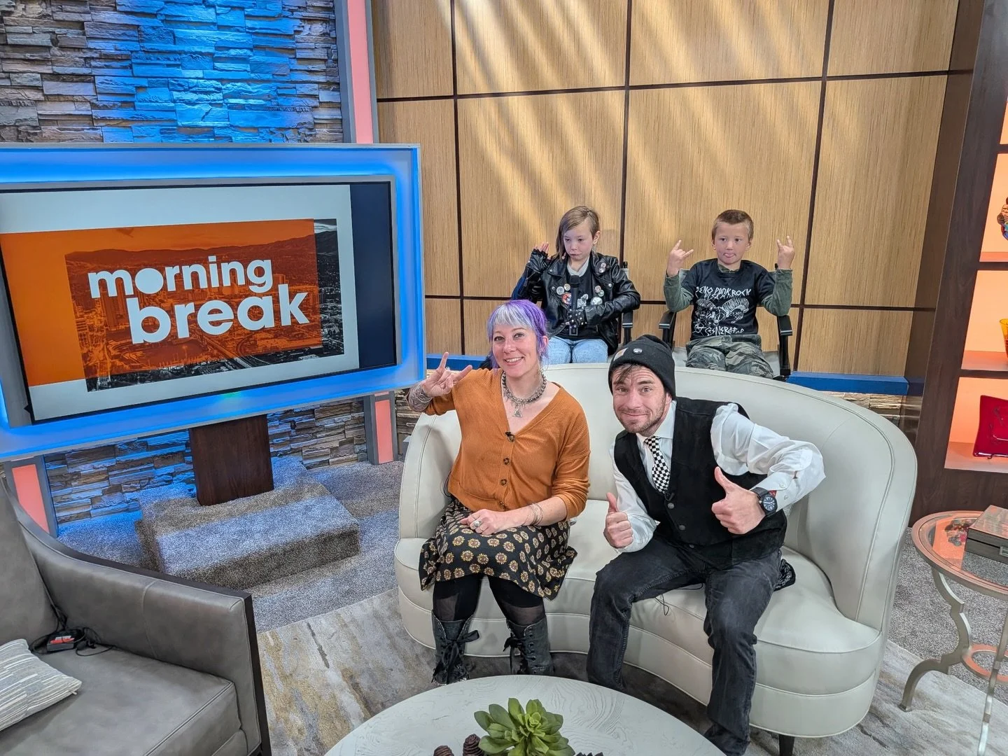 Big thanks to @kolo8morningbreak for having the Flea kids on the show this morning! We&rsquo;re so ready to kick off the Flea tonight! 🤘🔥