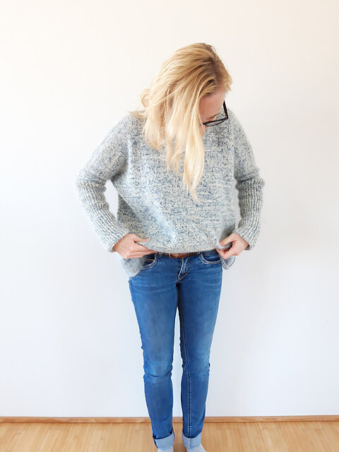 Ocean breeze sweater by Astrid Agustsson