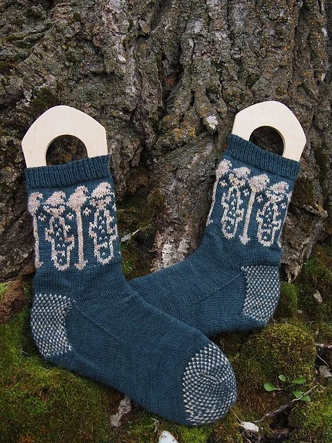  Downstream Socks by AndSheMakes 