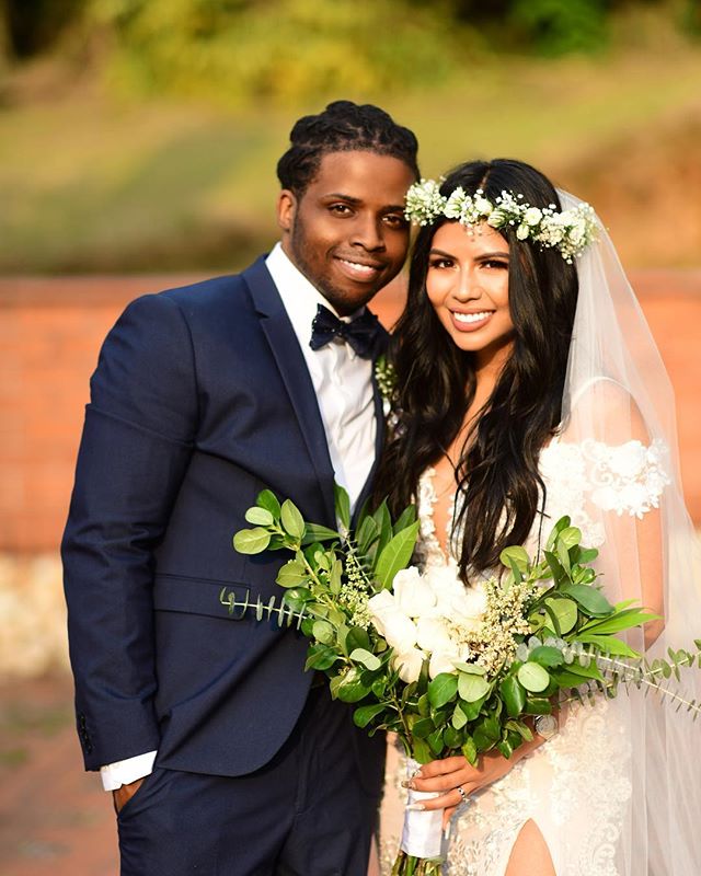 Nothing feels better than this 💞💞💞 03.09.2019💫
#marriedinmedellin #stilloncloud9 .
.
.

#justmarried #bride #bridalmakeup #bridalhair #bride2019 #flowercrown #destinationwedding #bohowedding #medellincolombia #weddinglook #novia #sabaneta #weddin