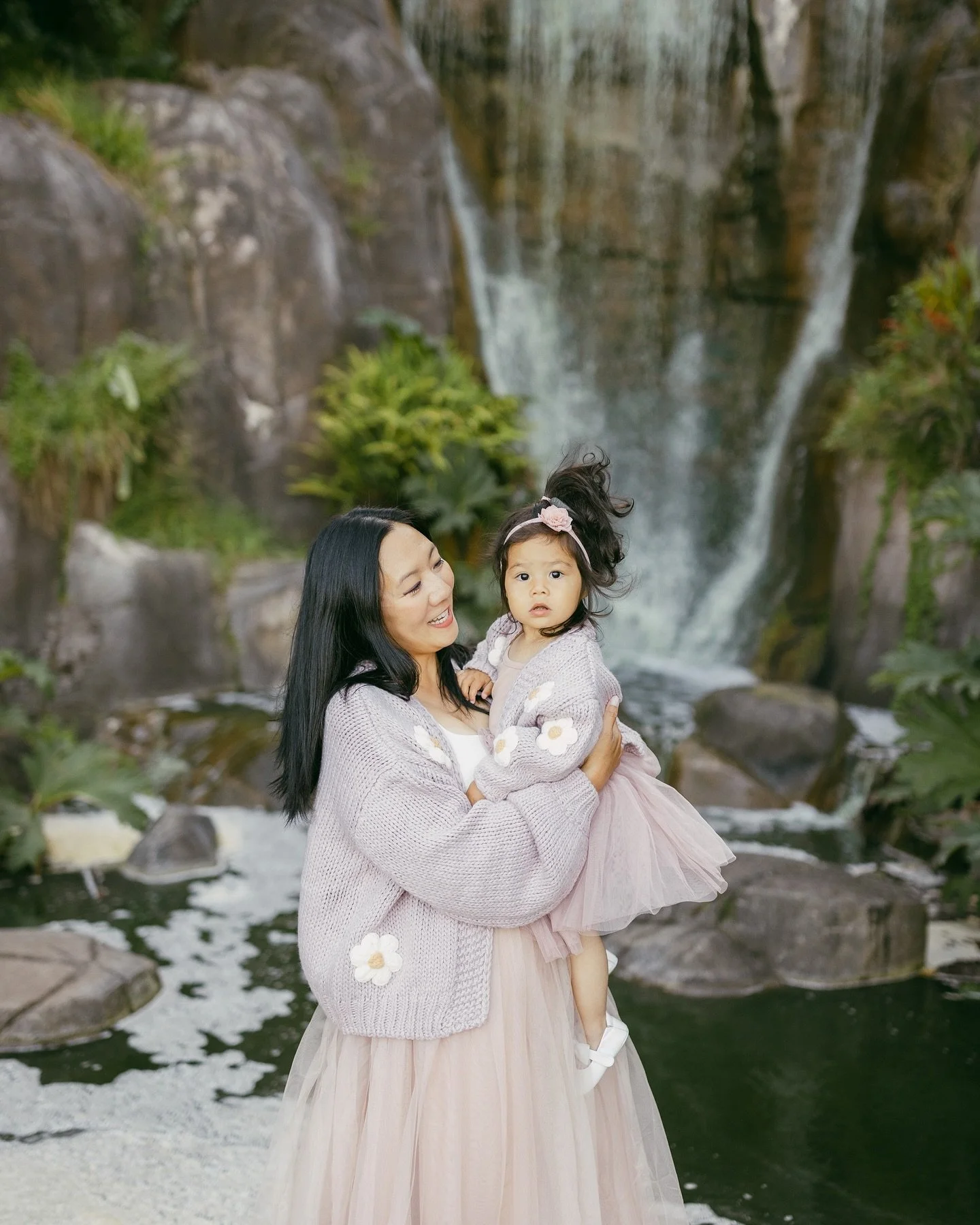A sweet family photo session in Golden Gate Park 🤍💜 I mean&hellip; the matching sweaters!!! 😍

While in the midst of trying to process the last year of our lives, getting accustomed to being a kindergarten parent at a new school, editing editing a