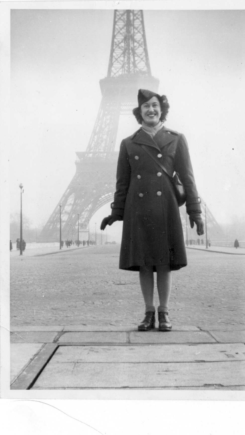 Molliein front of Eiffel Tower.jpg