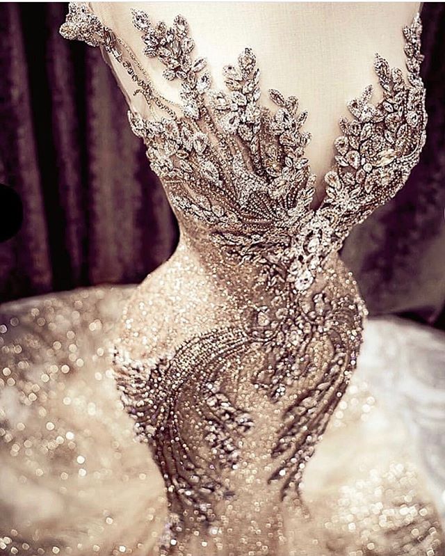 A gown fit for a queen 😍😍😍! @bridesbynona #bridalgowns #bridalgowninspiration