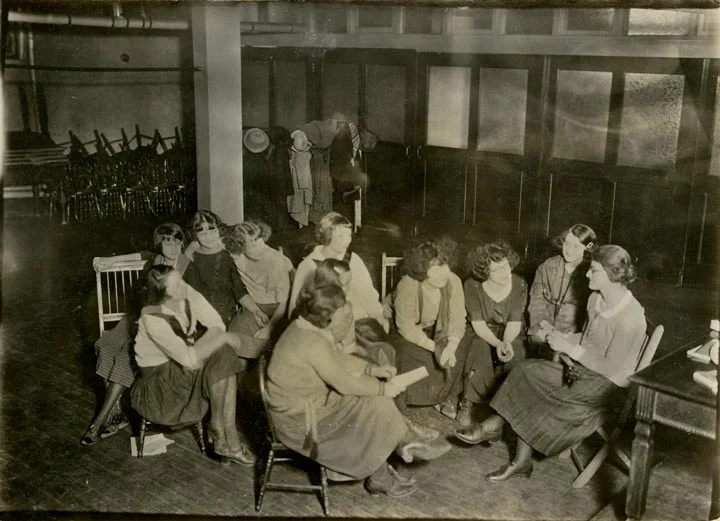 international-relations-club-1920.jpg