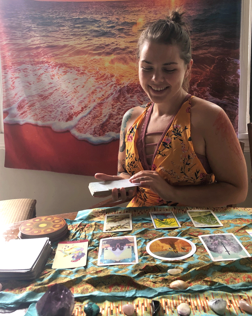 Lavender Sedlock uses tarot as a healing module.