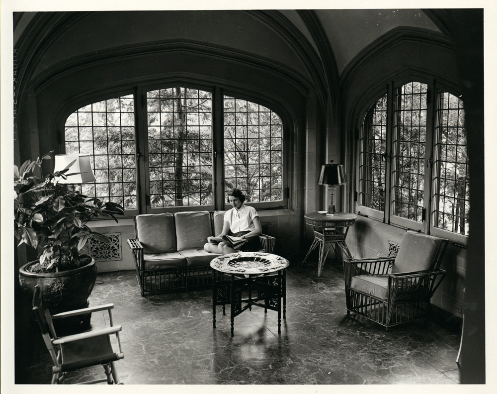Claudette Cooper (Smith) ‘58, Mellon Sun Porch, 1958