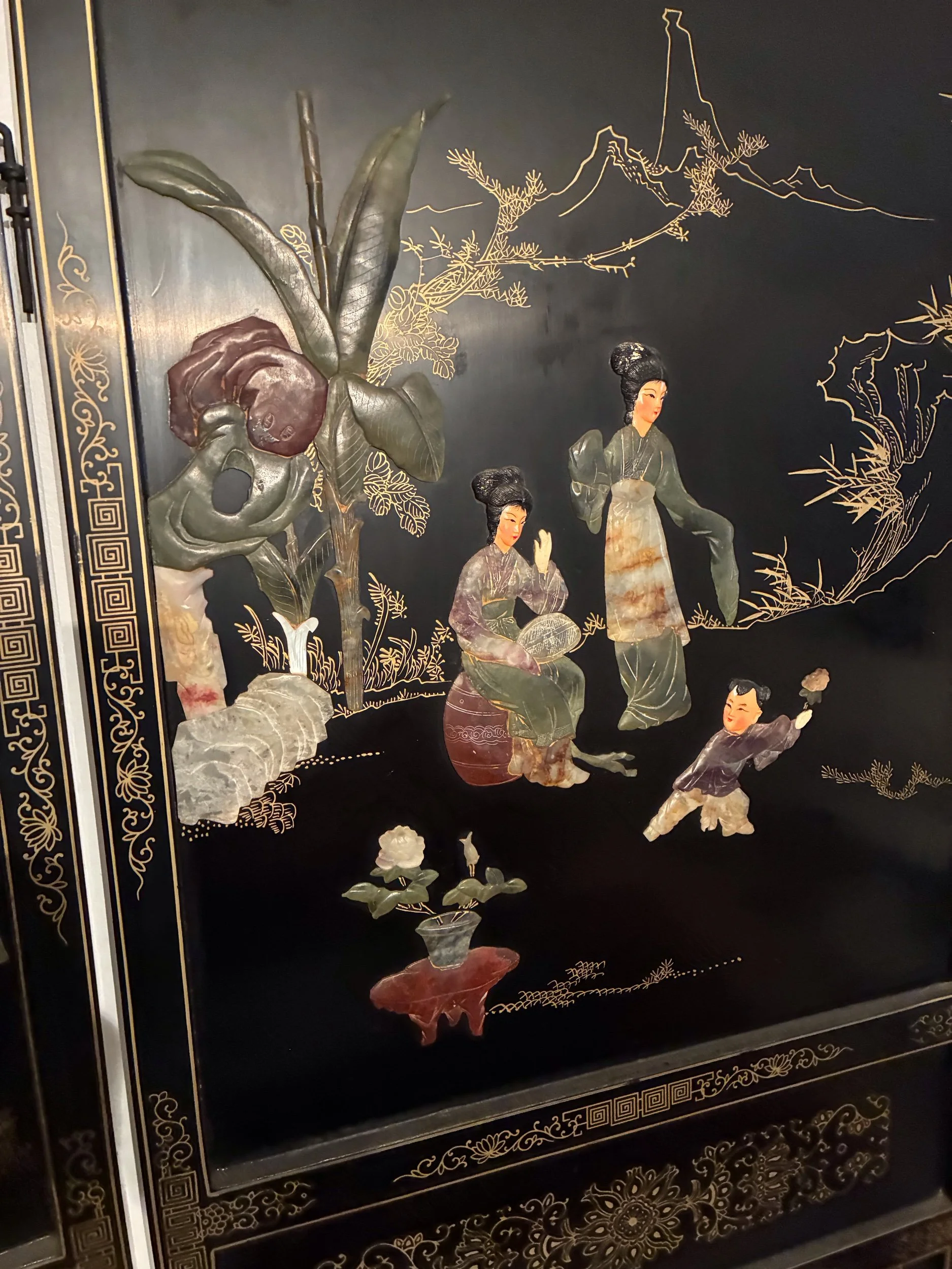 Lot 41 - close up of centre panel