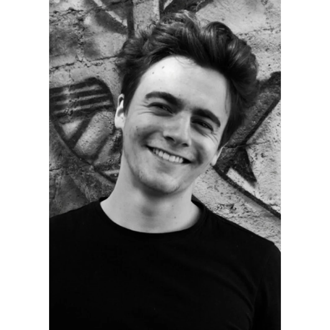 mns bw.jpg
