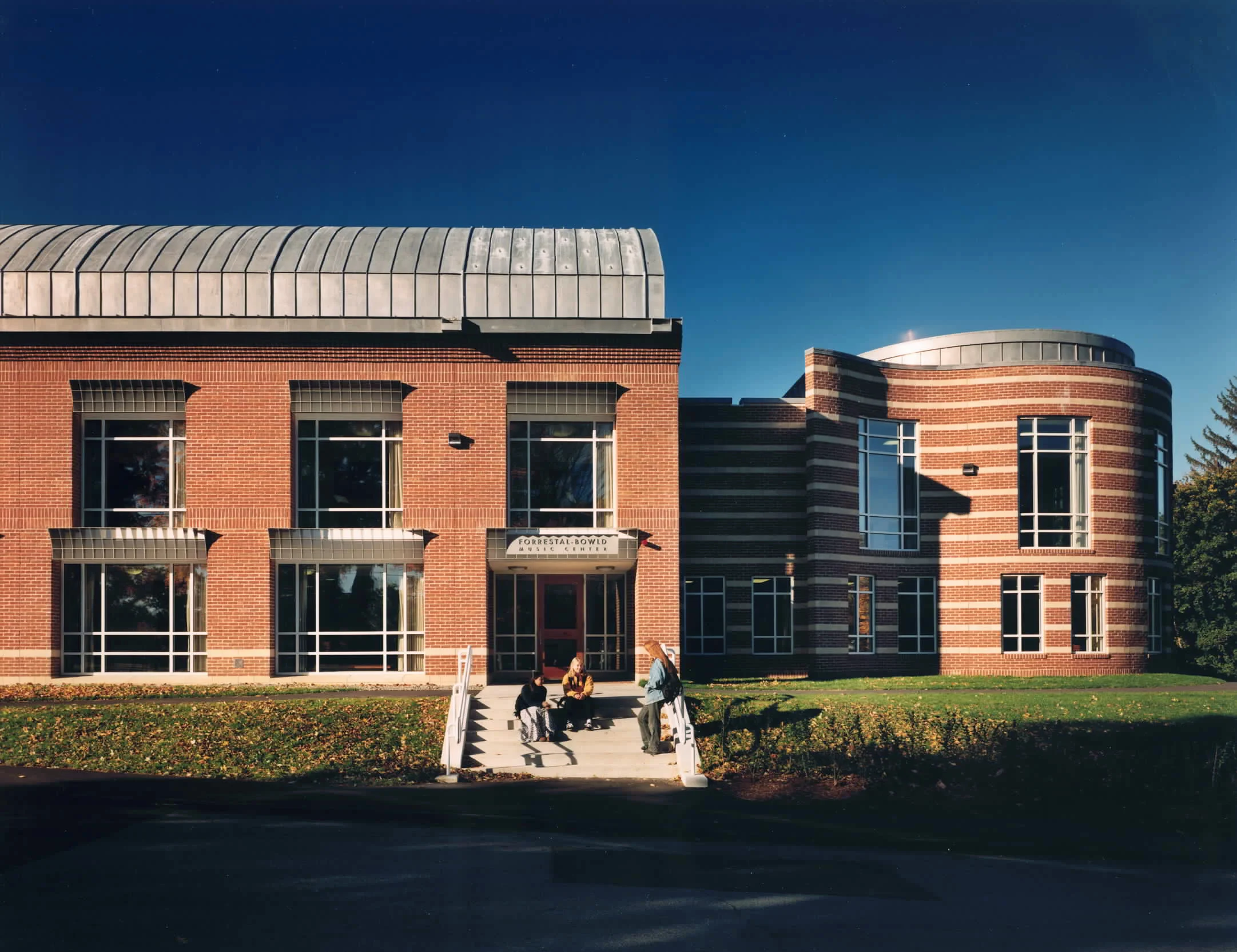 Phillips-Exeter-Bowld-Music-Alan-Joslin-02.jpg