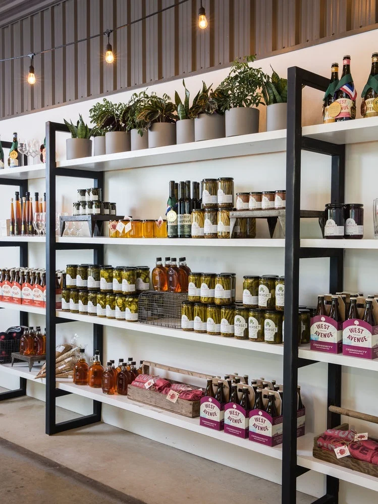 LaurenMiller_TorontoInteriorsPhotographer_WestAvenueCider-7422.jpg