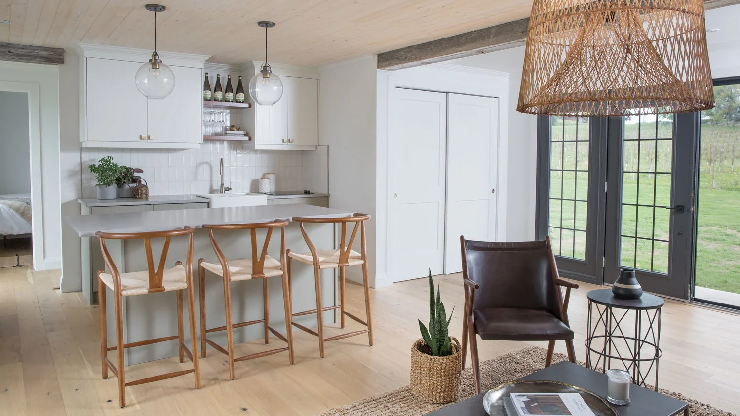 LaurenMiller_TorontoInteriorsPhotographer_WestAvenueCider-7573.jpg