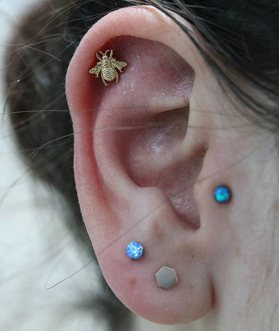 Bumble bee helix