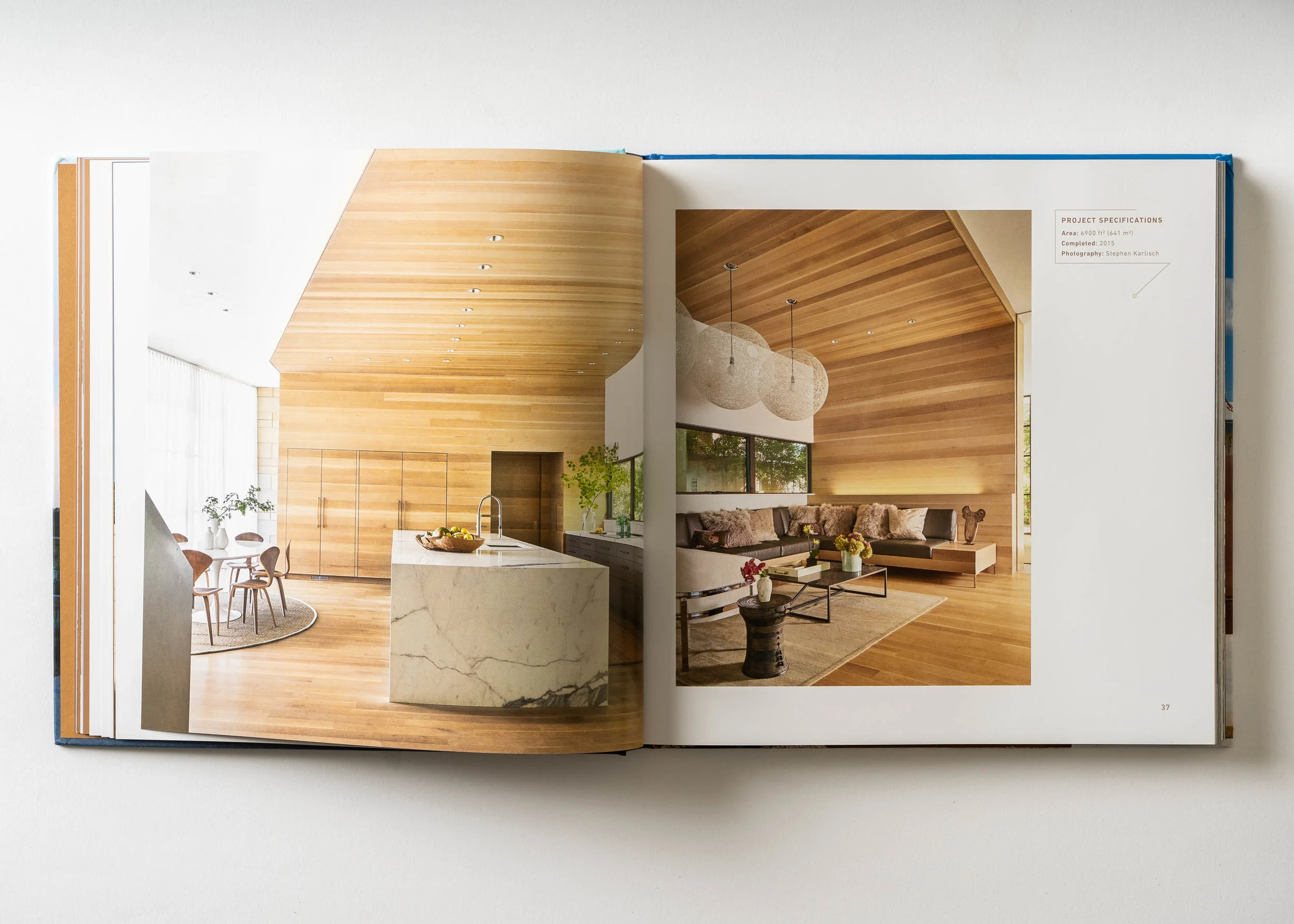 Stephen Karlisch Texas Modern Caruth Kitchen Lounge